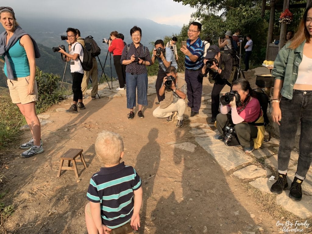 Striking a pose for Chinese Paparazzi