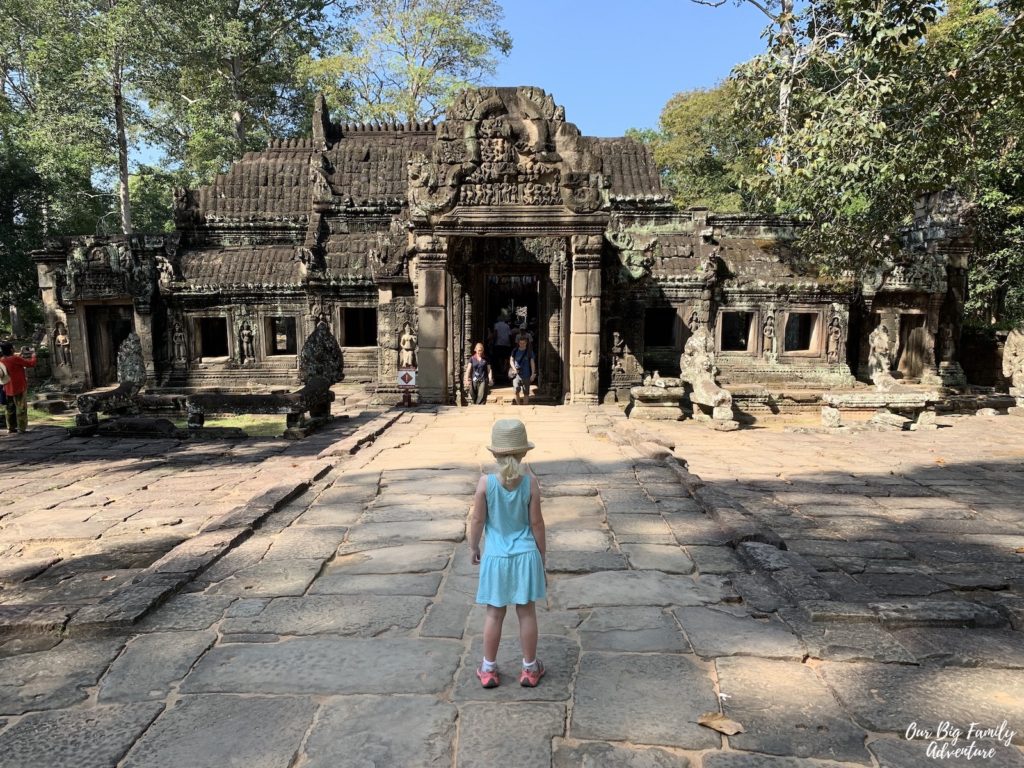 Angkor - Banteay Kdei with kids